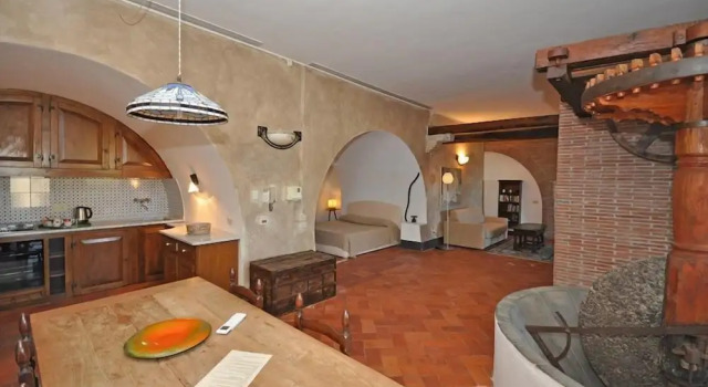 Вилла Villa Camaiore by PosarelliVillas