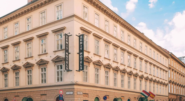 Отель Zenit Budapest Palace