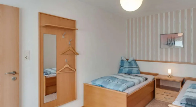 Апартаменты Classic Pretty Apartment in Medebach With Adjacent Forest