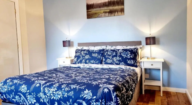 Inverness City 2 bedroom, Забронировать Отель Отели Инвернесс с парковкой, рядом с Природный заповедник Меркинч, Парковка