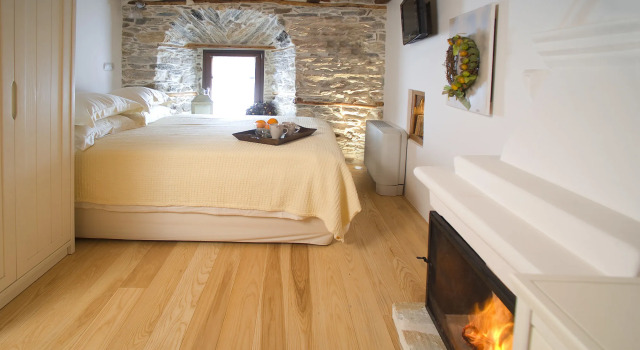 Mountains Secret, Book Hotel Mouresi 