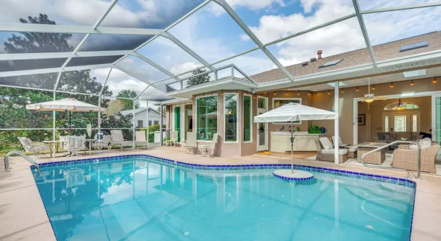 Коттедж Private Pool & Golf Course Views: Pet-friendly Gem