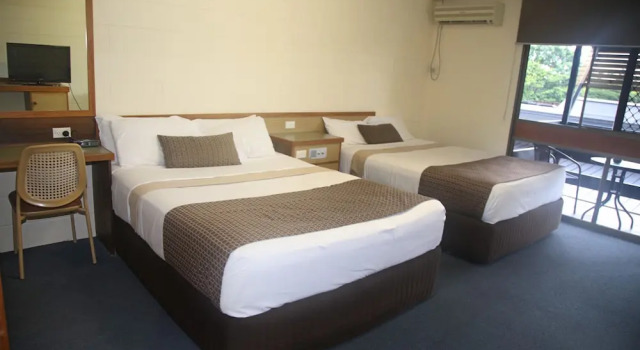 Номер Economy Reef Gateway Hotel