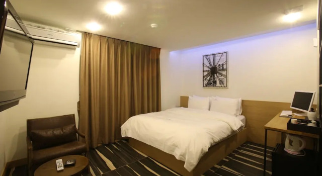 Hotel Cello Guri, Забронировать Отель Гури Кёнгидо