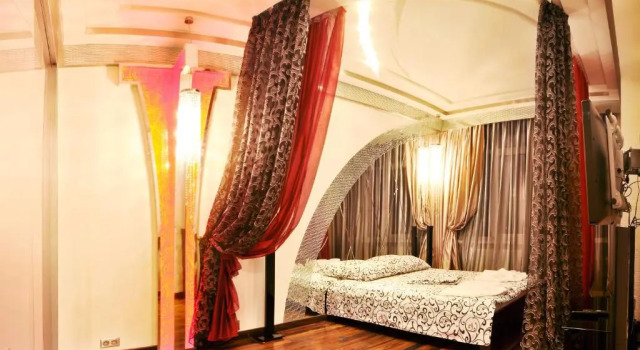 Deluxe Apartment Lukyanovsky