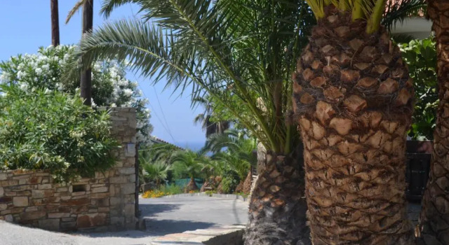 Апартаменты Charming House in Armentistis, Ikaria