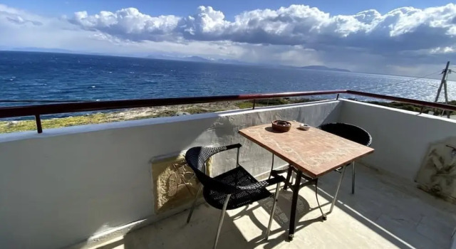 Апартаменты c 1 комнатой с балконом и с видом на океан Nice Seafront Flat - Beach Port Athens Airport