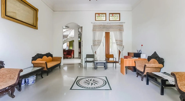 Delima Guest House Syariah RedPartner, Book Guesthouse Samarinda 