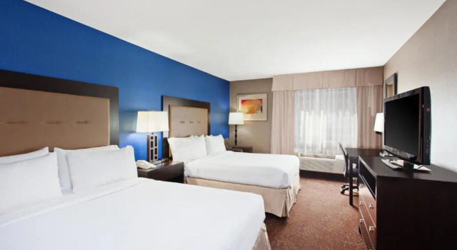 Четырёхместный номер Standard Holiday Inn Express & Suites Seattle Downtown - Lake Union by IHG