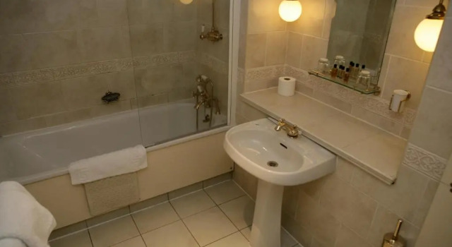 Одноместный номер Standard The Saracens Head Hotel