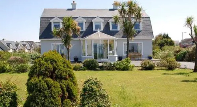 Трёхместный номер Standard с видом на море Klondyke House B&B