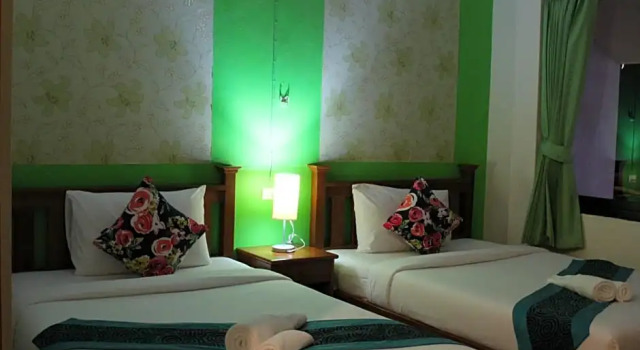 Номер Deluxe Myplace@Surat Hotel