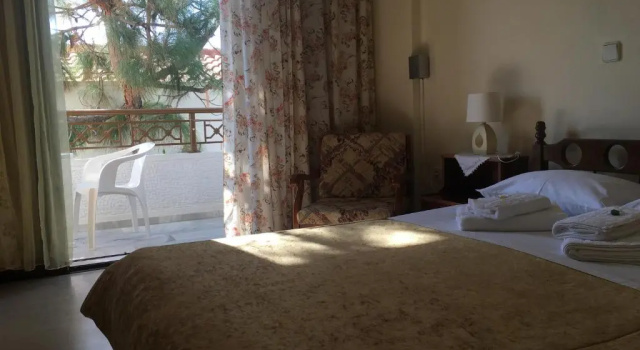 Студия Chris Studios & Apartments