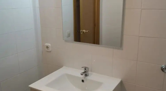 Четырёхместный номер Economy Hostal El Alba