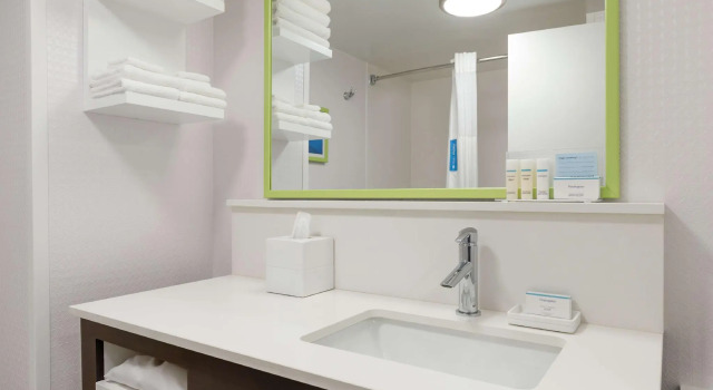 Четырёхместный номер Standard Hampton Inn Simpsonville