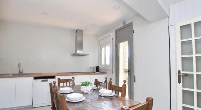 Апартаменты La casa del Pi · La casa del Pi · House in the city, next to Barcelona and beach