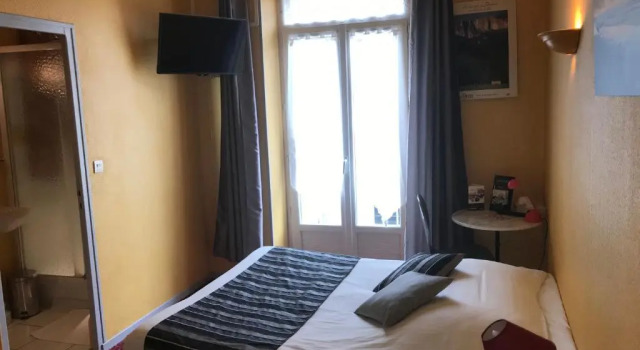 Трёхместный номер Standard Hotel Magdeleine