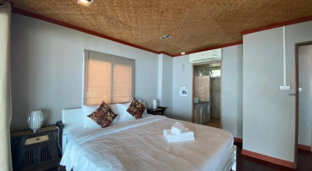 Вилла Le Petit Saint Tropez Beach Resort Khanom
