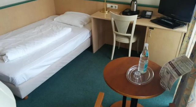 Одноместный номер TRIP INN PostHotel Düren