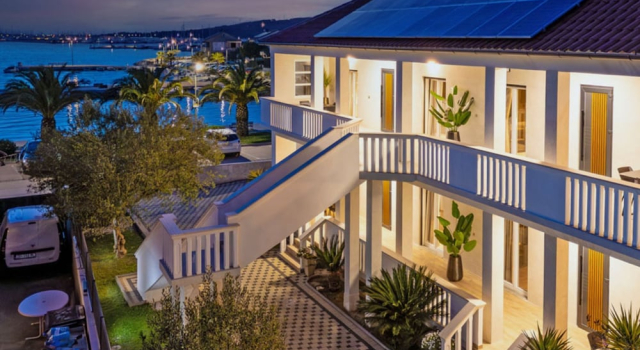 Luxury Apartments & Suites Dijan
