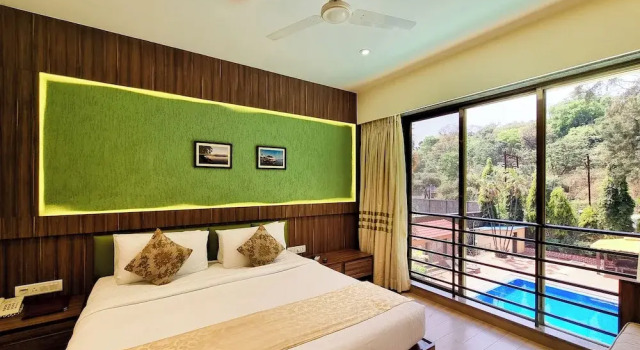 Номер Premium Zaras Resort Khandala