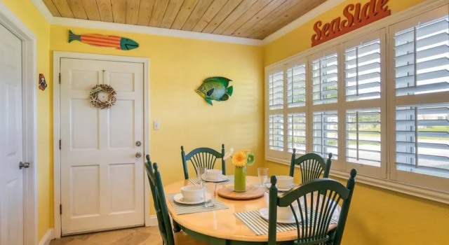 Коттедж Windswept Beach House