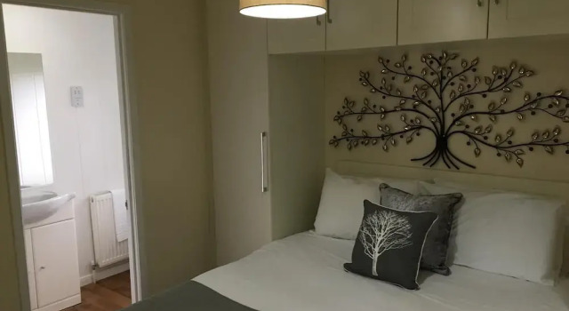 Woodland View -Hot Tub-Tenby-Carmarthen-St Clears, Prenota Appartamento Appartamenti a Dyfed, Appartamento