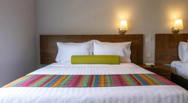 Hotel Estancias VIVE MX el marques Queretaro, Trademark, Rezervasyon Otel Miranda Querétaro