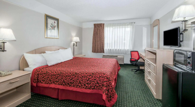 Двухместный номер Standard Days Inn by Wyndham Kansas City International Airport