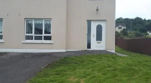 Коттедж NO 9 The Willows, Ballinamore, Entire home