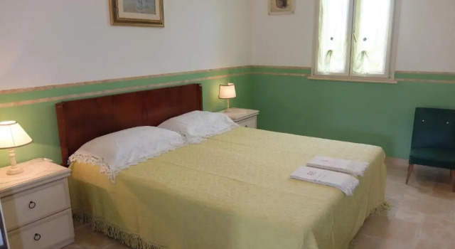 Villa Serracca, Забронировать Вилла Недорогие отели Гальяно-дель-Капо, недорого