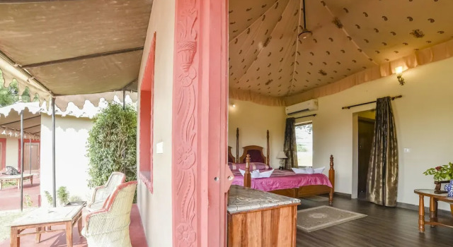 Коттедж Luxury Lohana Village Resort