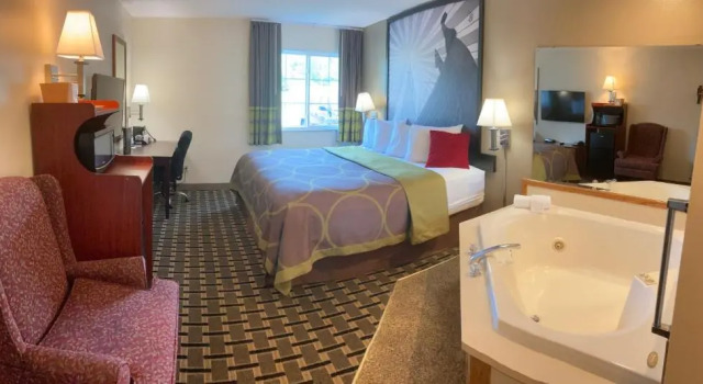 Люкс Super 8 by Wyndham Chisago City
