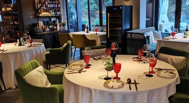 Люкс Deluxe Yee Choi Hotels & Resorts