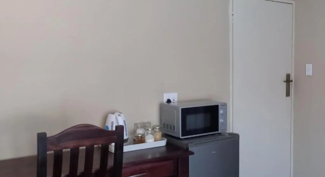 Двухместный номер Standard M n M Guesthouse Polokwane Central