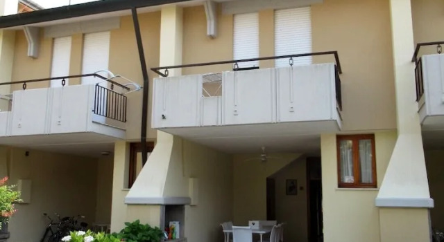 Villa by the sea for 8 People by Beahost Rentals, Забронировать Вилла Каорле Линьяно-Ривьера