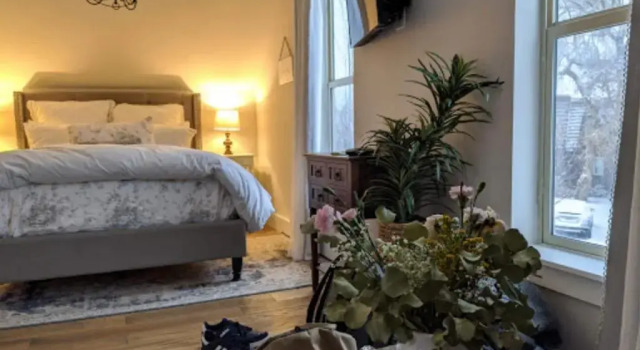Номер Deluxe The Farmhouse Inn & Kitchen, 2 blocks from Downtown Whitefish, Montana