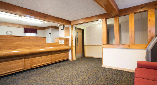 Super 8 by Wyndham Oneonta/Cooperstown, Buchen Sie Gasthaus Mini-Hotels in New York State, Gasthaus