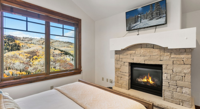 Ski-in/ski-out 1br Retreat + Hot Tub 1 Bedroom Condo, Varaa Huoneisto Park City 