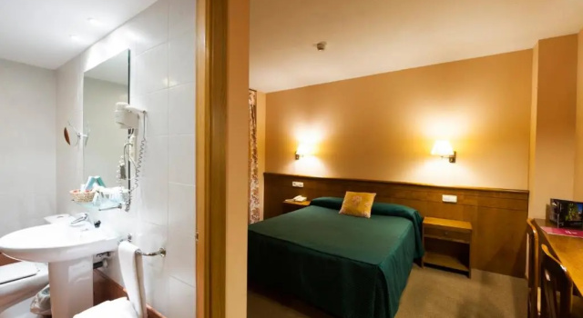 Одноместный номер Standard SOMMOS Hotel Benasque Spa