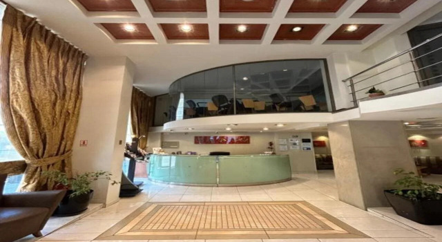 Golden City Hotel