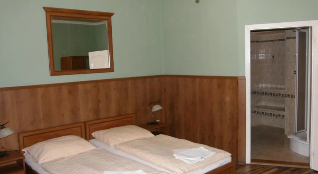 Номер Standard Hotel Bow Garden