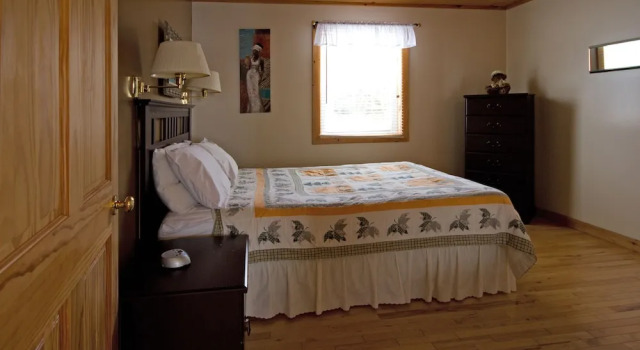 Коттедж с 2 комнатами Mackenzie Motel & Cottages
