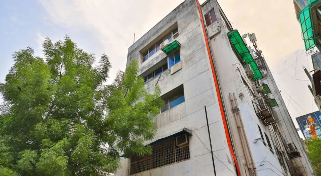 OYO 15581 Hotel Rajshree, Забронировать Отель Ахмадабад штат Гуджарат