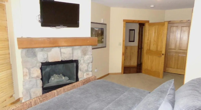 BLCD2 Buffalo Lodge 2 bed 2 bath