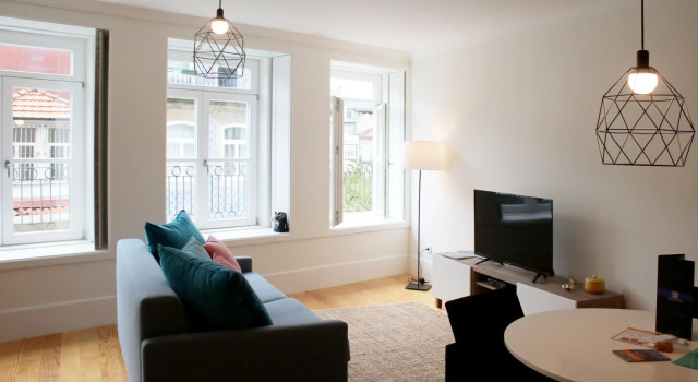 HM - Carlos Alberto Apartment 3