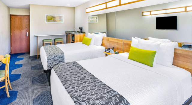 Microtel Inn & Suites by Wyndham Johnstown