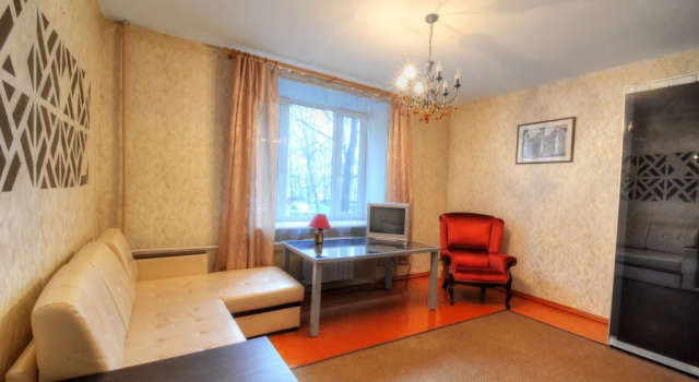Na Nemchinova 2 Apartments