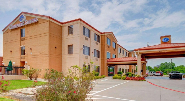 Люкс Comfort Suites Lake Ray Hubbard