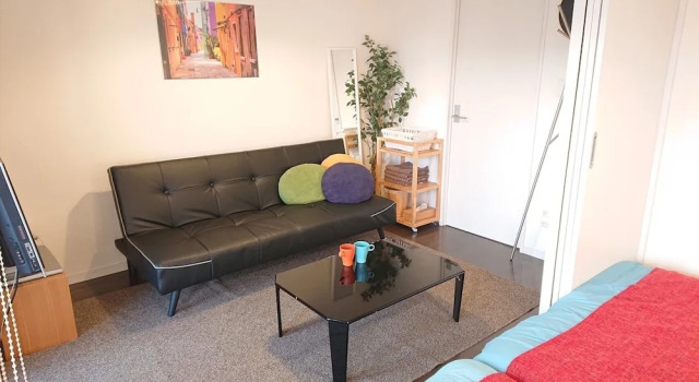Hostel Fukuoka.com Canal City no.3, Забронировать Хостел Susakiuramachi префектура Фукуока, рядом с Daimaru Fukuoka Tenjin